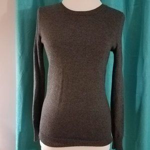 Old Navy sweater
